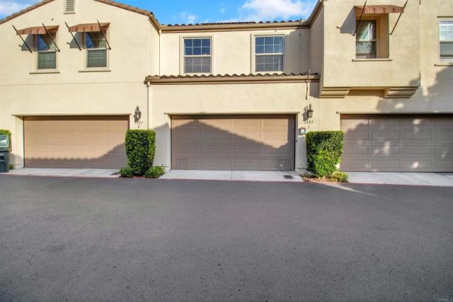 1397 Caminito Veranza 1, Chula Vista, CA 91915