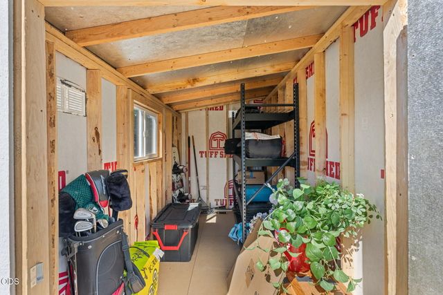 61076 Honkers Lane, Bend, OR 97702
