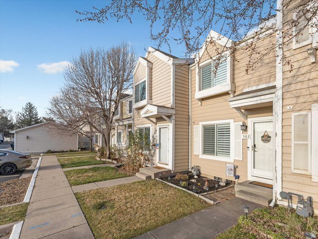 582 W 1950 N, Centerville, UT 84014