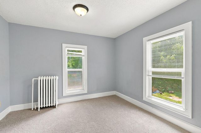 2410 James Avenue N, Minneapolis, MN 55411
