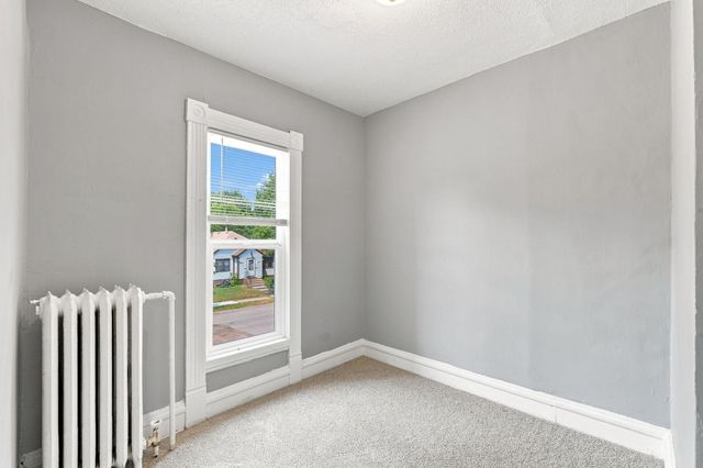 2410 James Avenue N, Minneapolis, MN 55411