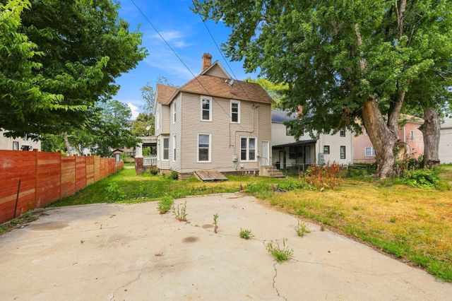 2410 James Avenue N, Minneapolis, MN 55411