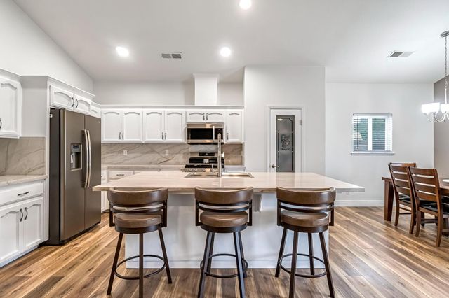 2634 Marie Drive, Madera, CA 93637