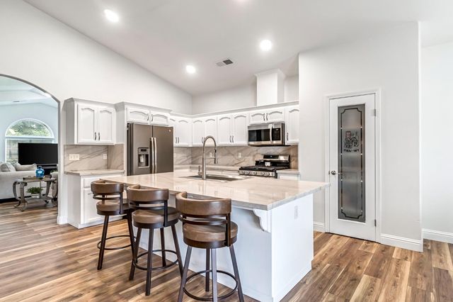 2634 Marie Drive, Madera, CA 93637