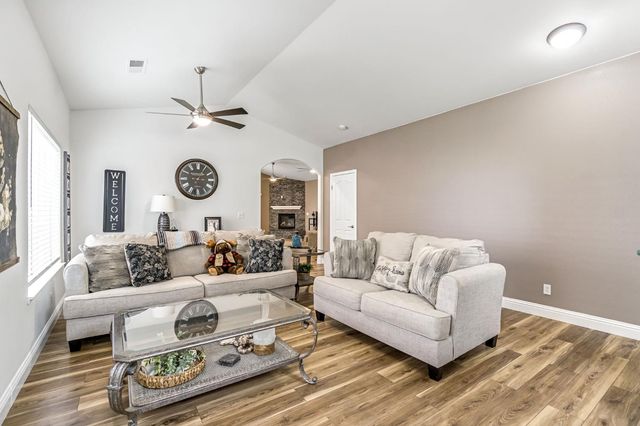 2634 Marie Drive, Madera, CA 93637