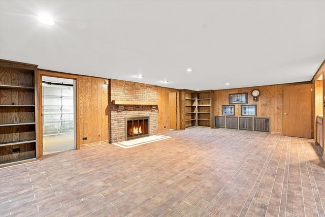 432 N Ashland Avenue, Park Ridge, IL 60068