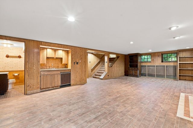 432 N Ashland Avenue, Park Ridge, IL 60068