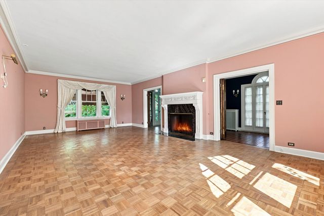 432 N Ashland Avenue, Park Ridge, IL 60068
