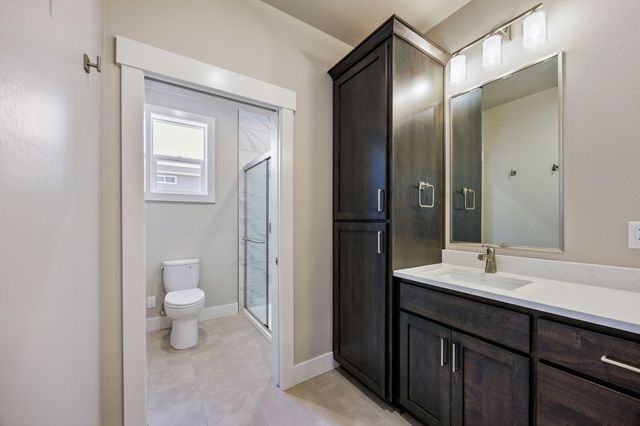 364 Randy Street, Ashland, OR 97520