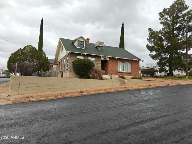 267 E NORTH Street, Globe, AZ 85501
