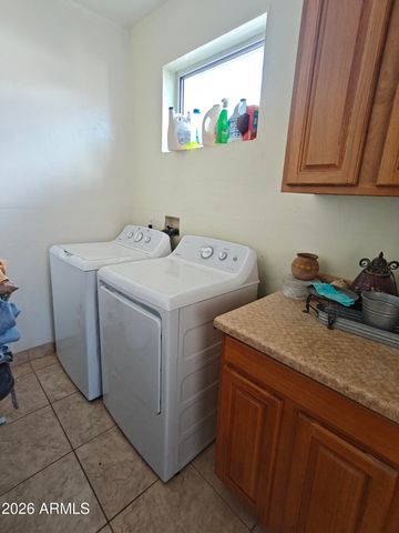 267 E NORTH Street, Globe, AZ 85501