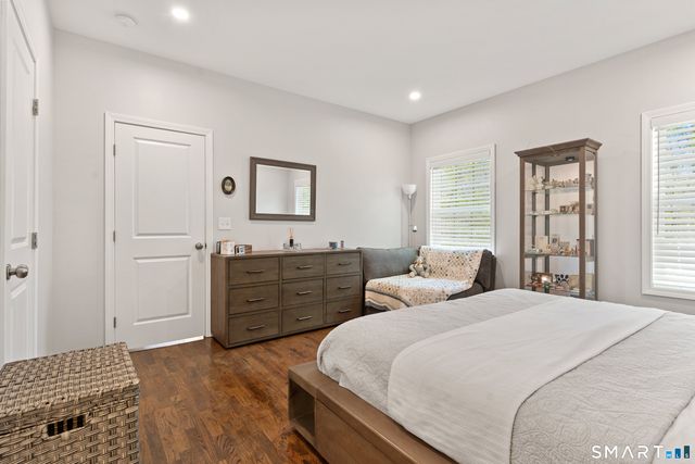 20 Sallys Way 20, Shelton, CT 06484