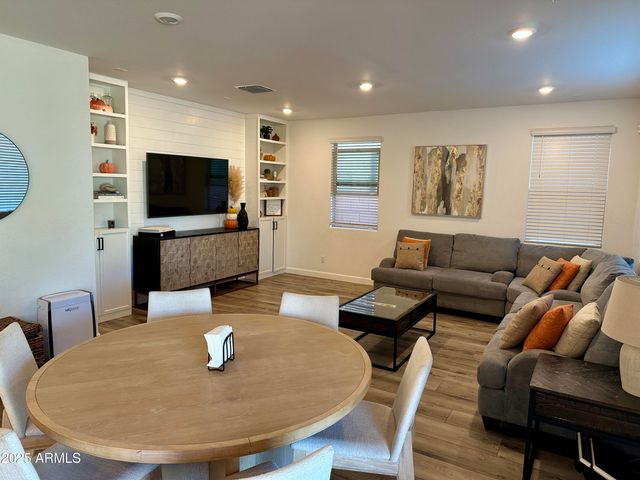 5604 S WARREN --, Mesa, AZ 85212