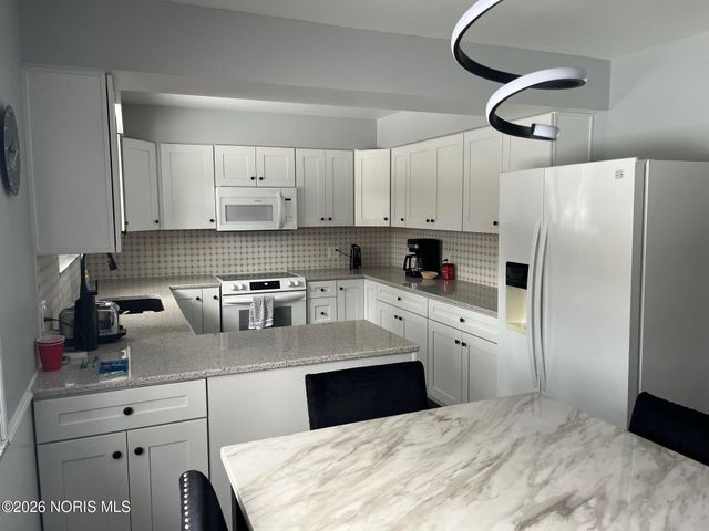 1716 Glen Ellyn Drive, Toledo, OH 43614