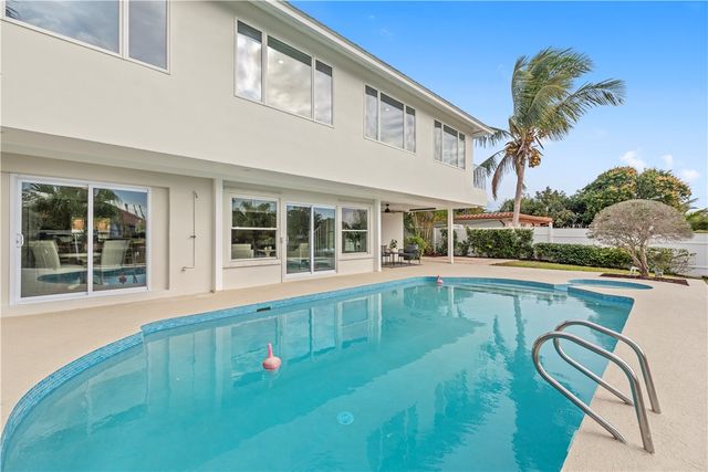 25 Park Avenue, Vero Beach, FL 32960