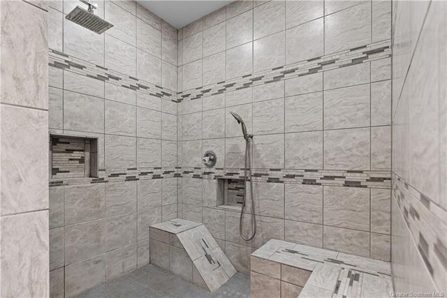 569 N Smokey Cove Road, Singer, LA 70660