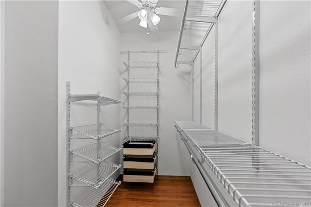 569 N Smokey Cove Road, Singer, LA 70660