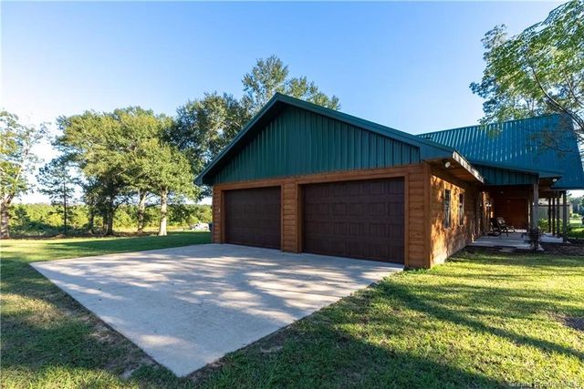 569 N Smokey Cove Road, Singer, LA 70660