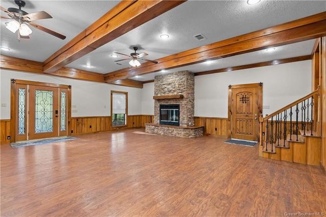 569 N Smokey Cove Road, Singer, LA 70660