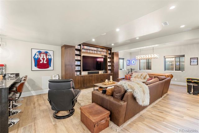 1188 Sky View Lane, Larkspur, CO 80118