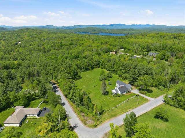5 Carol Lane, Meredith, NH 03253