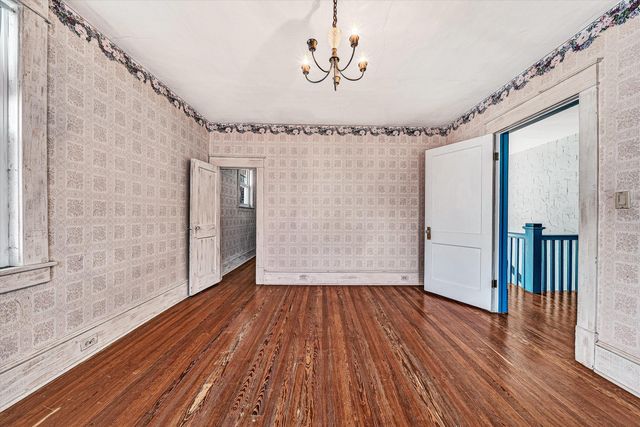 1844 Blenheim RD, Roanoke, VA 24015