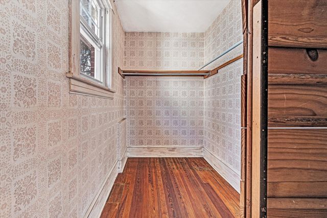 1844 Blenheim RD, Roanoke, VA 24015