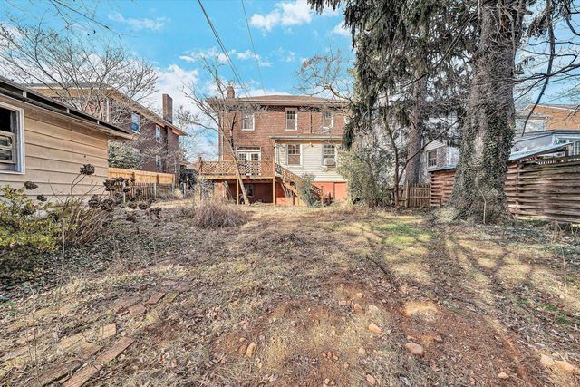 1844 Blenheim RD, Roanoke, VA 24015