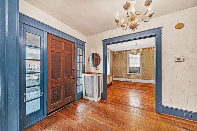 1844 Blenheim RD, Roanoke, VA 24015