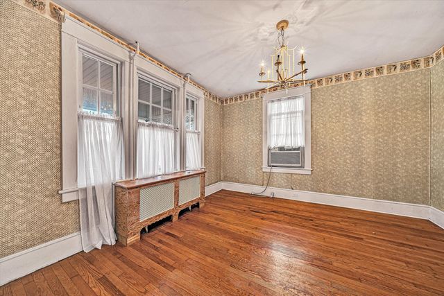 1844 Blenheim RD, Roanoke, VA 24015