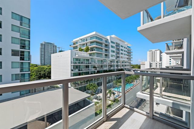 1611 SW 2nd Avenue 702, Miami, FL 33129