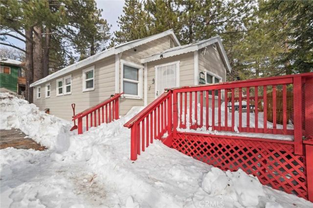 33424 Holcomb Creek Drive, Green Valley Lake, CA 92341