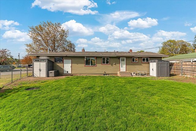 8504 E Mansfield Ave, Spokane, WA 99212