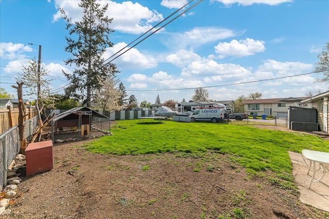 8504 E Mansfield Ave, Spokane, WA 99212