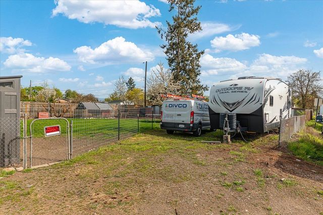 8504 E Mansfield Ave, Spokane, WA 99212