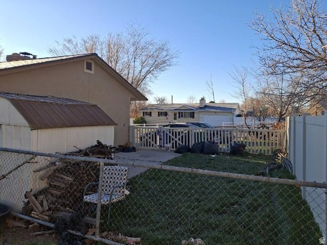 2178 W ARTHUR DR, West Jordan, UT 84084