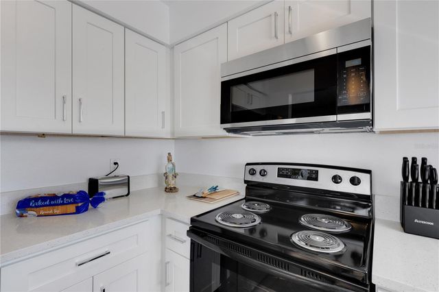 210 ALBEE ROAD W, Nokomis, FL 34275