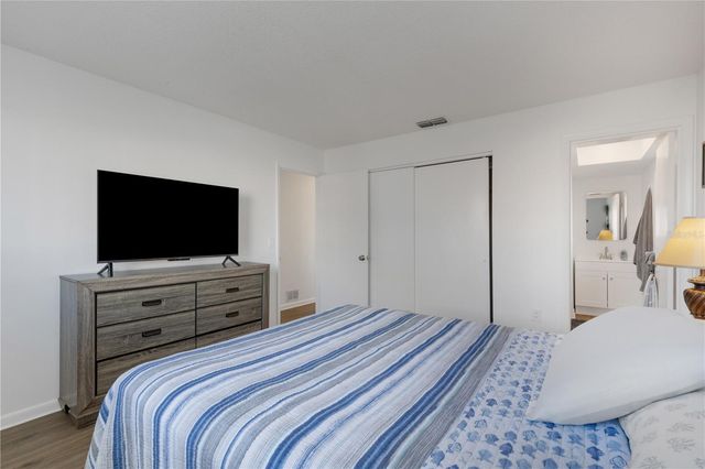 210 ALBEE ROAD W, Nokomis, FL 34275