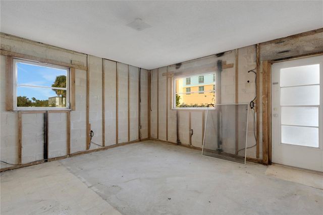 210 ALBEE ROAD W, Nokomis, FL 34275