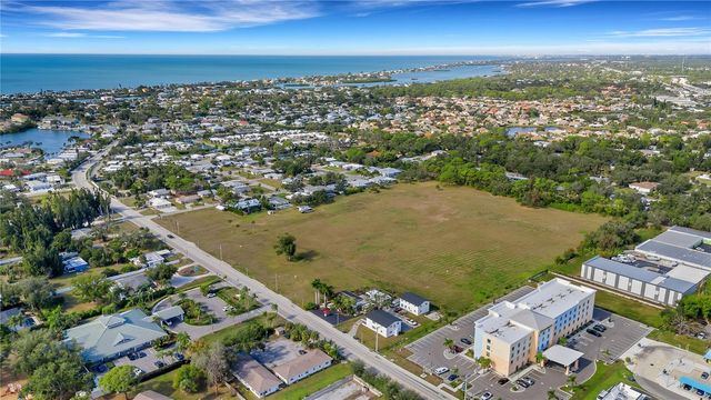 210 ALBEE ROAD W, Nokomis, FL 34275