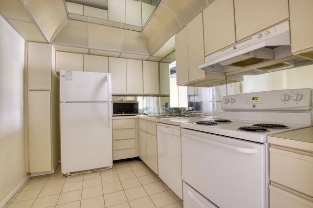 4657 Fountains Drive S 206, Greenacres, FL 33467