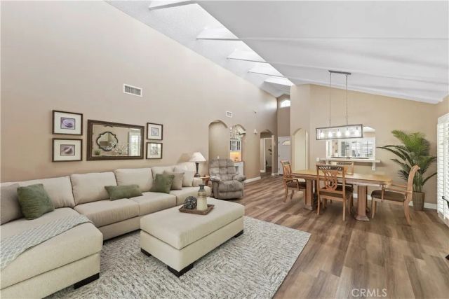 1153 N Outrigger, Anaheim, CA 92801