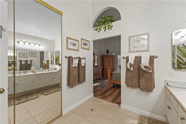 1153 N Outrigger, Anaheim, CA 92801