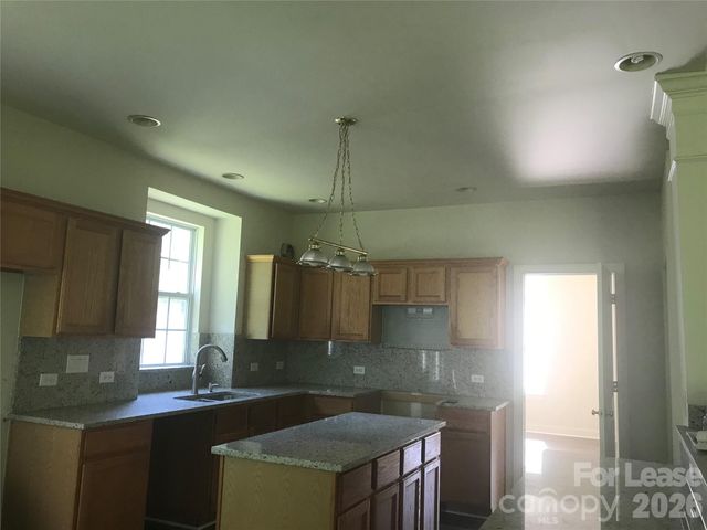3400 Pasture View Court, Charlotte, NC 28269