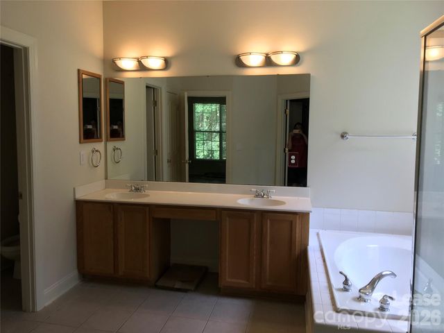 3400 Pasture View Court, Charlotte, NC 28269