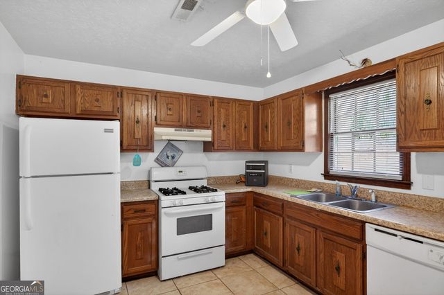 217 Little River Road, Carrollton, GA 30117