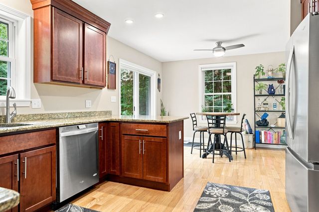 5 John Lane, Merrimack, NH 03054