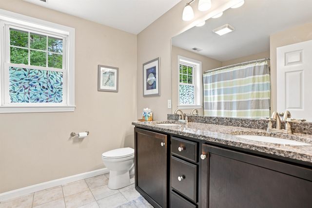 5 John Lane, Merrimack, NH 03054