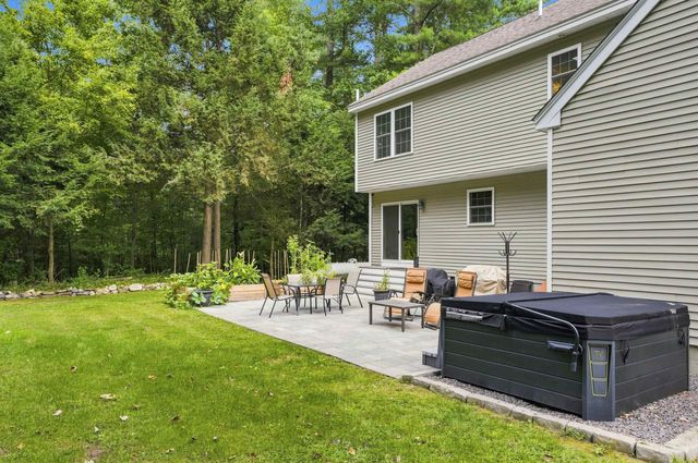 5 John Lane, Merrimack, NH 03054