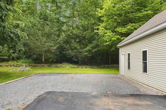 5 John Lane, Merrimack, NH 03054